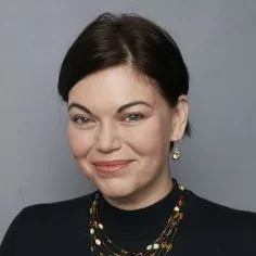 Headshot of Adrienne Martinez-Hollingsworth, PhD, RN, PHN