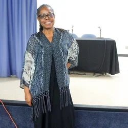 Headshot of Andrea Jones