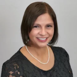 headshot Angela Venegas-Murillo MD